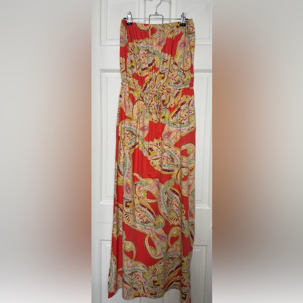 Banana Republic XS Strapless Maxi Dress Coral Paisley Design Side Splits Stretch